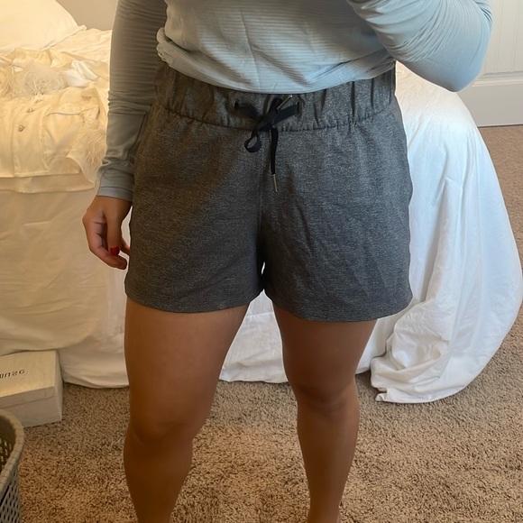 Lulu lemon dark grey shorts - Picture 1 of 2